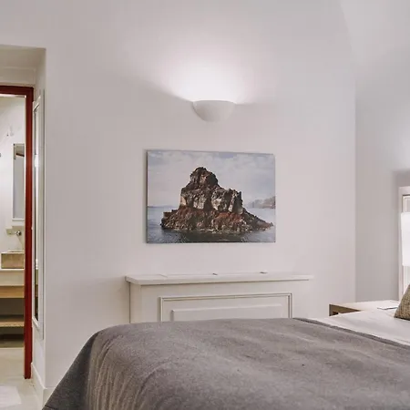 Feriested Vedema, A Luxury Collection Resort, Santorini 5*