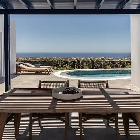 Vedema, A Luxury Collection Resort, Santorini 5*