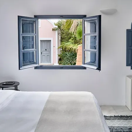 Feriested Vedema, A Luxury Collection Resort, Santorini 5*